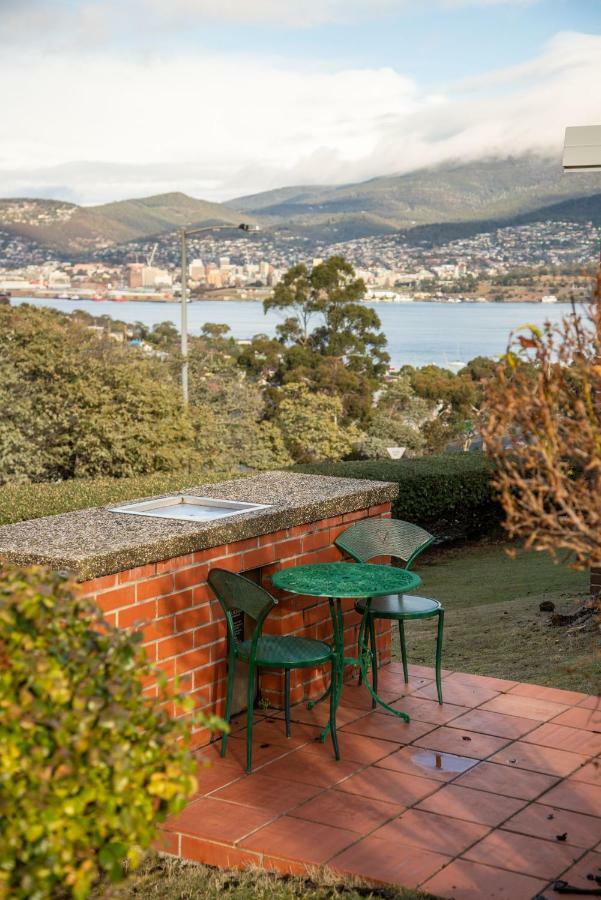 シティ ビュー モーテル Montagu Bay エクステリア 写真